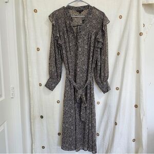 Banana Republic Black and White Long Sleeve Dress